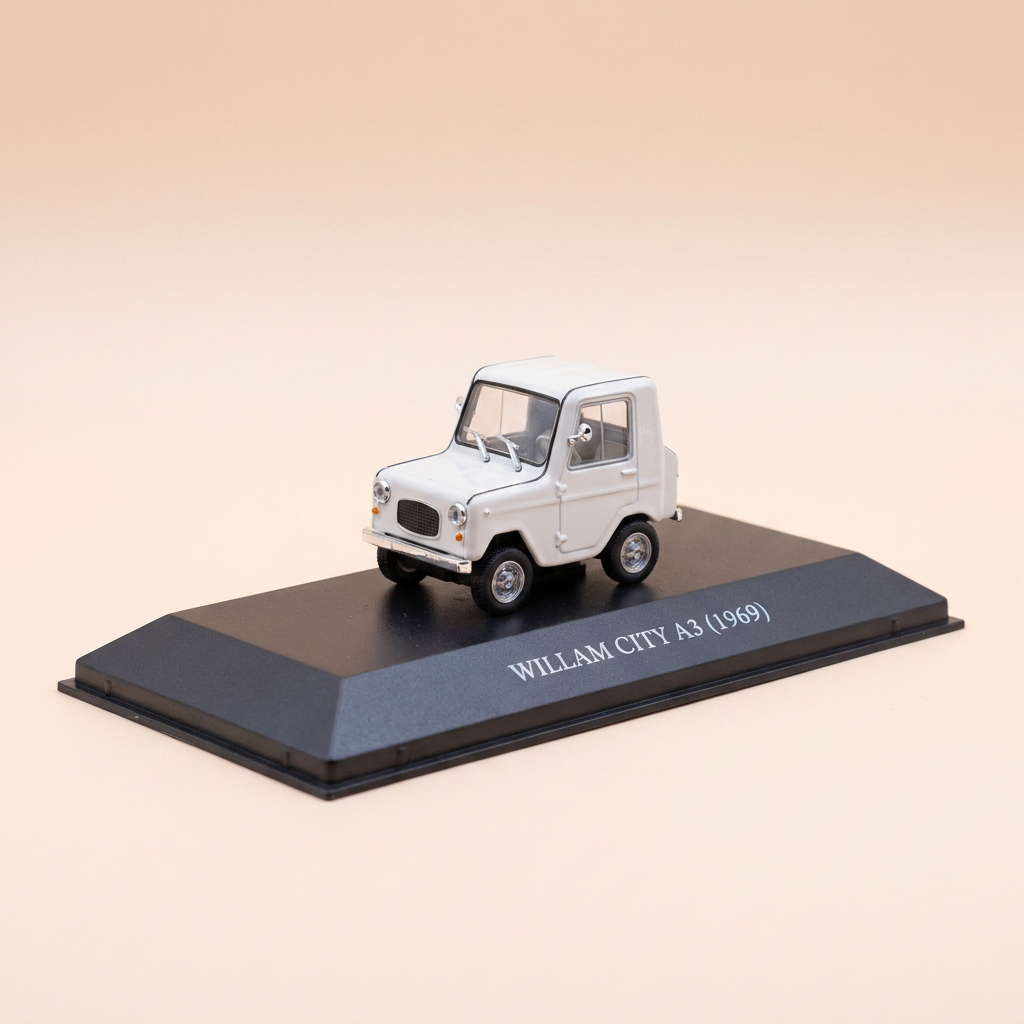 Micro-voiture d'antan William City A3 blanc cassé de 1969 - voiture franco-italienne