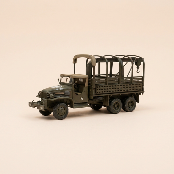 Véhicule militaire GMC CCKW 353 de dépannage