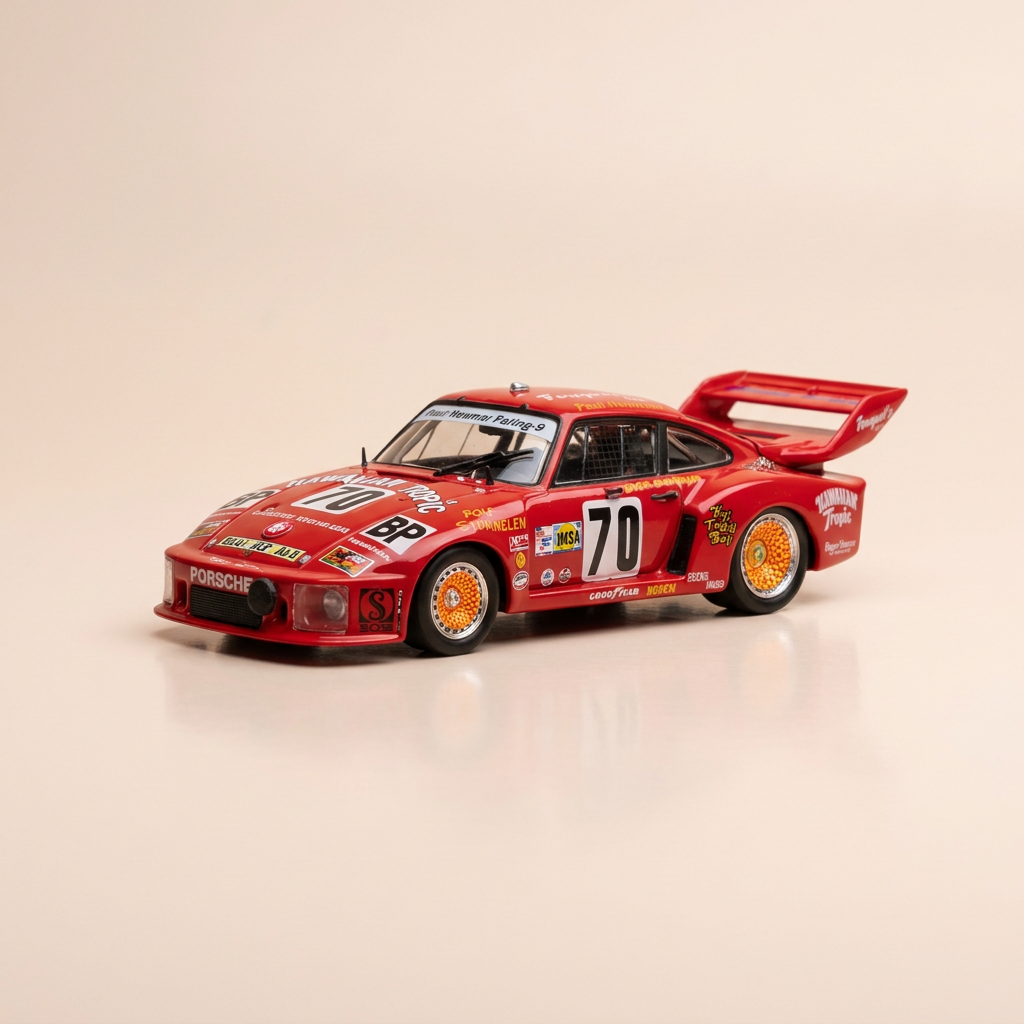 Porsche 935 rouge numéro 70 - 24 heures du Mans de 1979