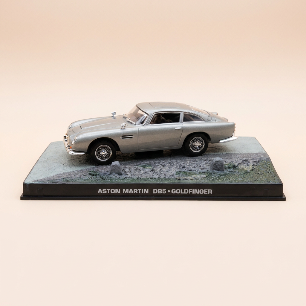 Aston Martin DB5 grise (toit plein) - JAMES BOND - GOLDFINGER