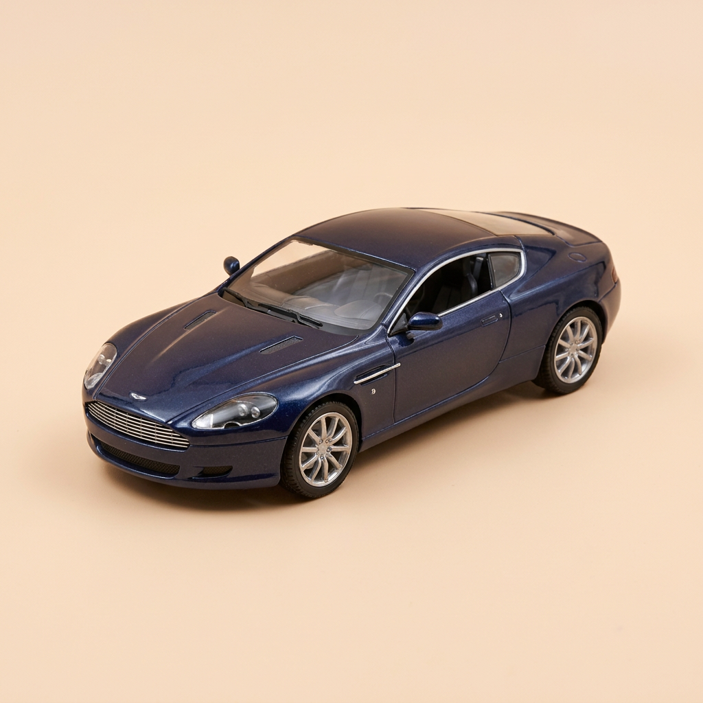 Aston Martin DB9 bleue foncée