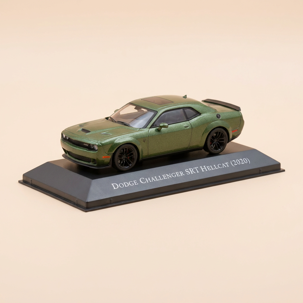 Dodge Challenger SRT Hellcat verte foncée et noire de 2020 (voiture américaine)
