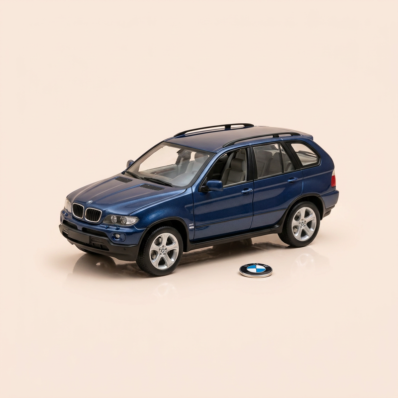 BMW X5 bleue foncée - Del Prado