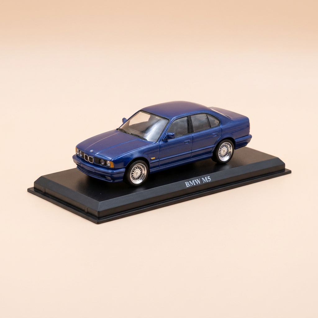 BMW M5 bleue - Del Prado