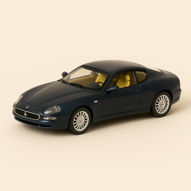 Photo professionnelle de la voiture miniature Maserati Coupe Bleue Foncee - Image clean haute qualité
