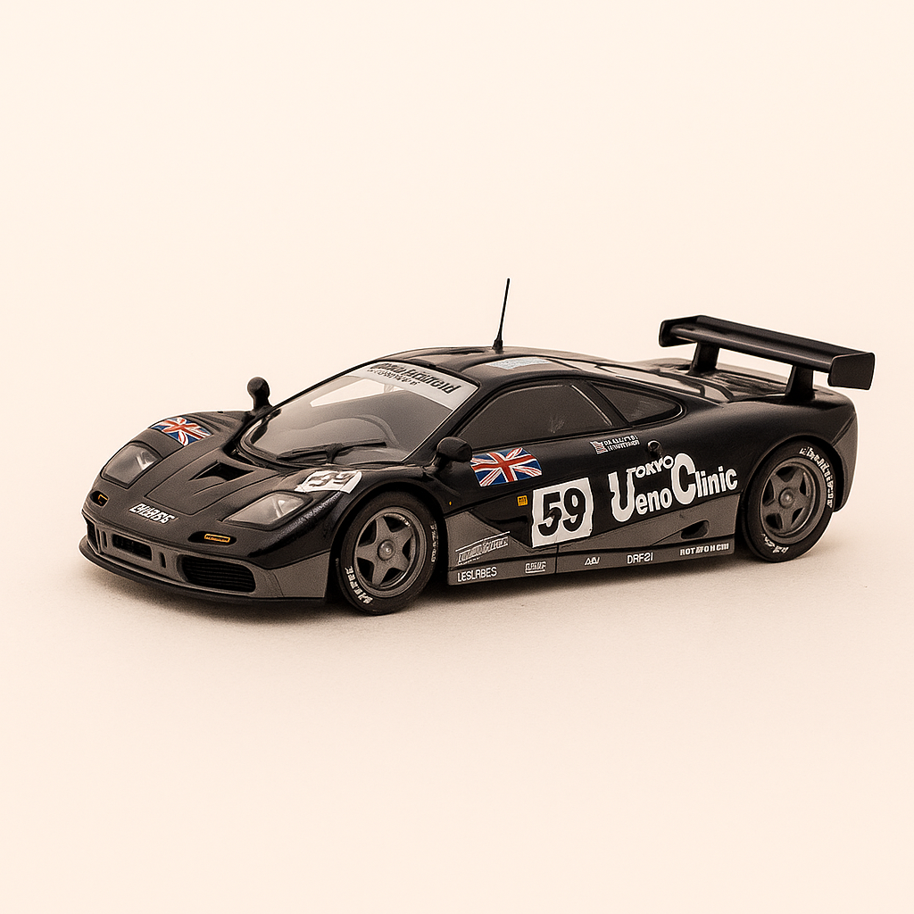 Czarny McLaren F1 GTR numer 59 (24-godzinny wyścig Le Mans z 1995 r.)