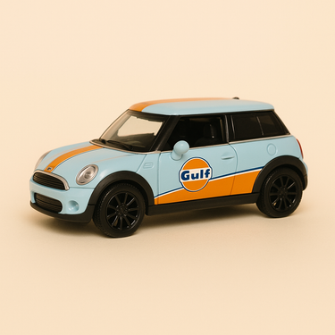 Photo professionnelle de la voiture miniature Mini Cooper Aux Couleurs De Gulf Bleue Et Orange - Image clean haute qualité