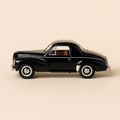 Photo professionnelle de la voiture miniature Peugeot 203 Coupe Bleue Foncee De 1954 Blister - Image clean haute qualité