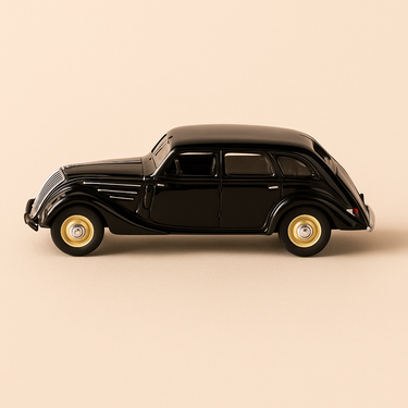 Photo professionnelle de la voiture miniature Peugeot 402B Bleue Foncee De 1939 - Image clean haute qualité