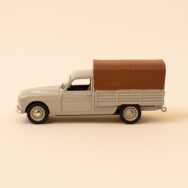 Photo professionnelle de la voiture miniature Peugeot 404 Pick Up Bache De 1964 Beige Et Marron - Image clean haute qualité