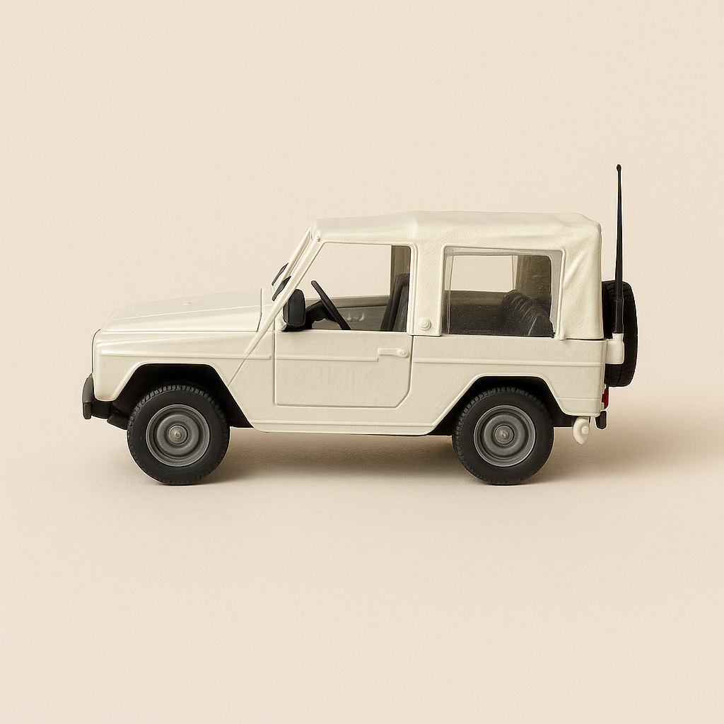 Peugeot P4 wäiss (Plexibox)