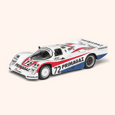 Photo professionnelle de la voiture miniature Porche 962C Blanche Et Rouge Numero 72 24 Heures Du Mans De 1987 - Image clean haute qualité