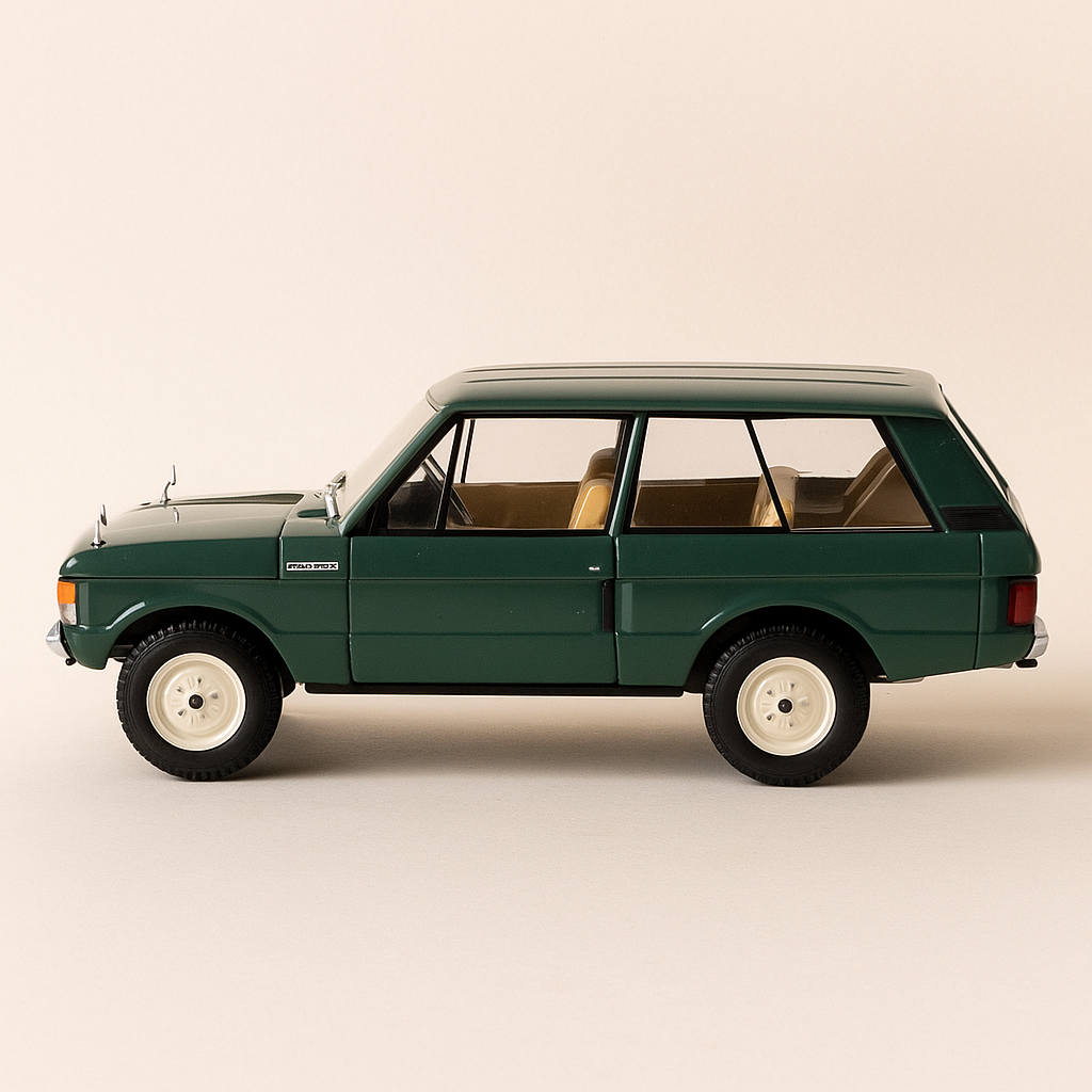 1972 donkelgrénge Range Rover (Moossstaf 1:24)