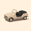 Photo professionnelle de la voiture miniature Renault 4L Plein Air Blanche De 1968 - Image clean haute qualité
