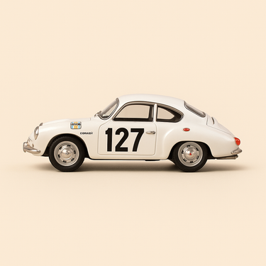 Photo professionnelle de la voiture miniature Renault Alpine A106 Tour De France Blanche De 1958 Numero 127 - Image clean haute qualité