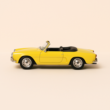 Photo professionnelle de la voiture miniature Renault Alpine Cabriolet Jaune De 1958 - Image clean haute qualité