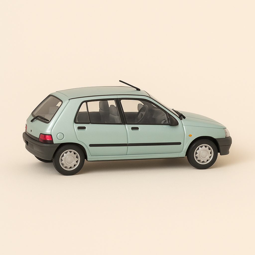 1990 blo/gréng Renault Clio