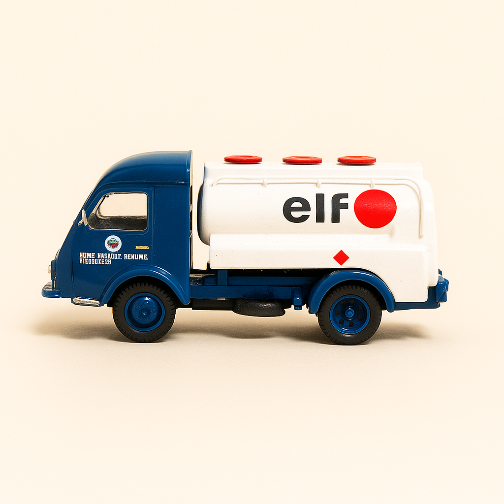 Photo professionnelle de la voiture miniature Renault Galion Elf - Image clean haute qualité