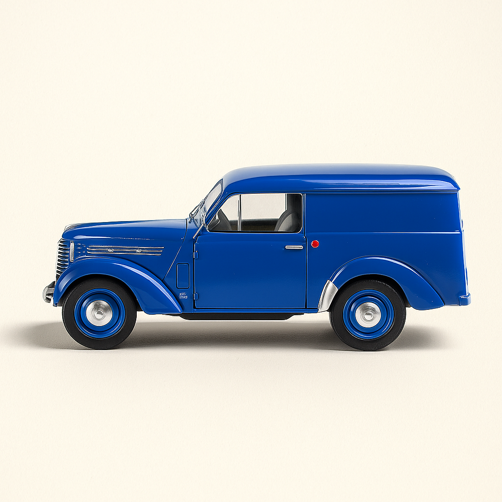 Renault Juvaquatre Dauphinoise blau