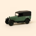Photo professionnelle de la voiture miniature Renault Nn Verte Foncee Et Capote Noire De 1927 La Poste Ptt - Image clean haute qualité