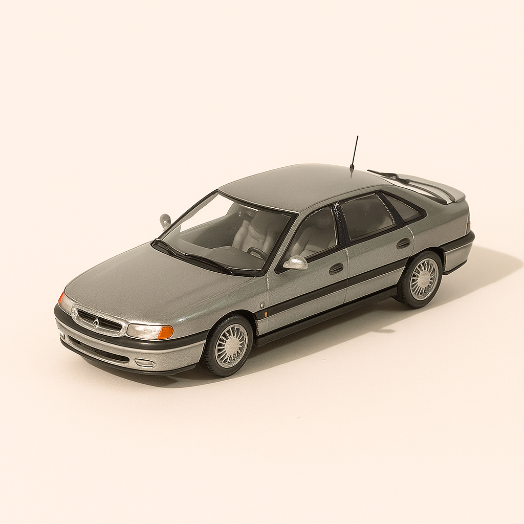 Renault Safrane marron claire