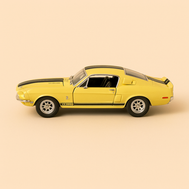 Photo professionnelle de la voiture miniature Shelby Gt 500 Kr Jaune Et Noire De 1968 Voiture Americaine - Image clean haute qualité