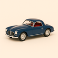 Photo professionnelle de la voiture miniature Simca 8 Sport Bleue De 1952 - Image clean haute qualité