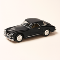 Photo professionnelle de la voiture miniature Simca 8 Sport Noire De 1952 - Image clean haute qualité