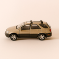 Photo professionnelle de la voiture miniature Toyota Lexus Rx 300 Marron - Image clean haute qualité