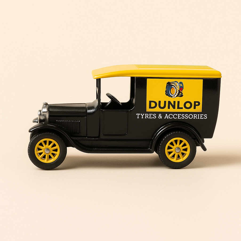 Van Talbot Y-5 jaune et noir de 1927 (DUNLOP tyres et accessoires)