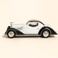 Photo professionnelle de la voiture miniature Voisin C27 Aerosport De 1934 - Image clean haute qualité