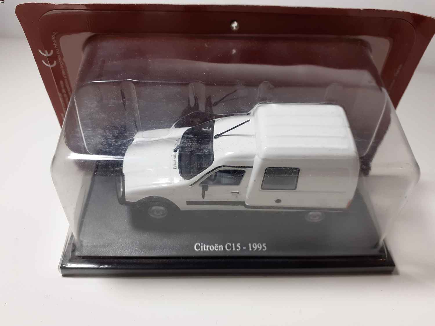 Citroën C15 blanche de 1995 – Bernard Miniatures