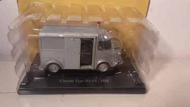 Voitures Miniatures Citroën type HZ-IN gris de 1968 - ambulance - Bernard Miniatures