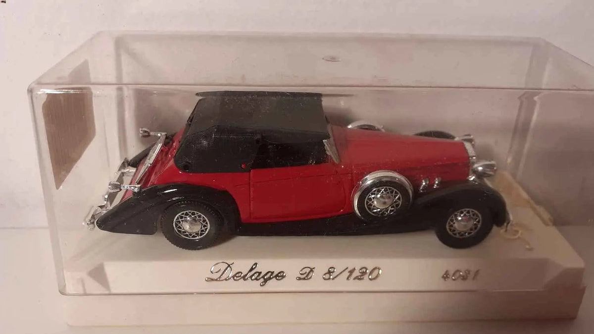 Voitures Miniatures Delage D8/120 rouge et capote noire - Bernard Miniatures